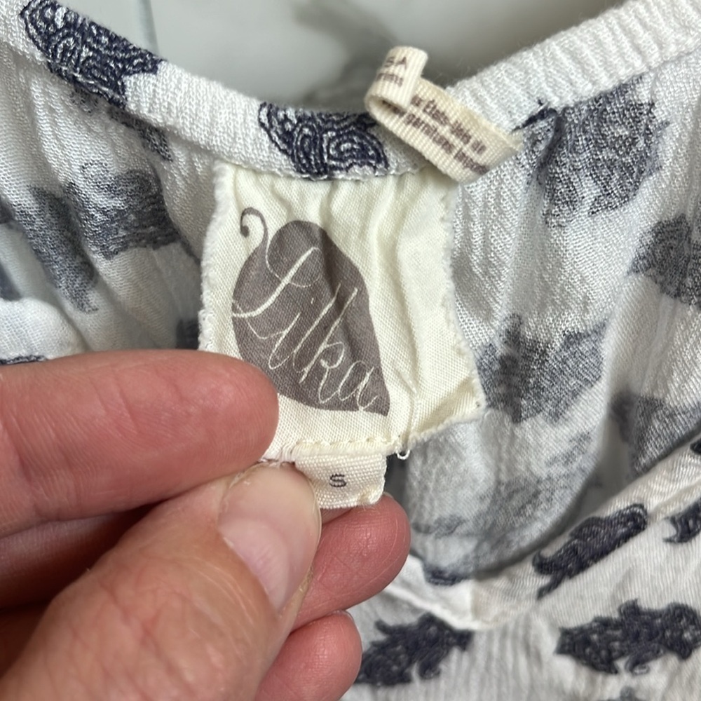 Lilka woman’s blue and white patterned romper - Picture 3 of 7